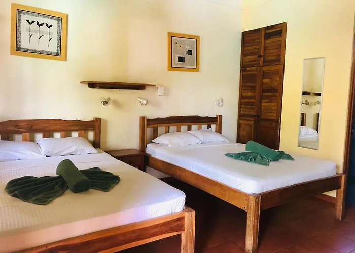 Isolina Hotel