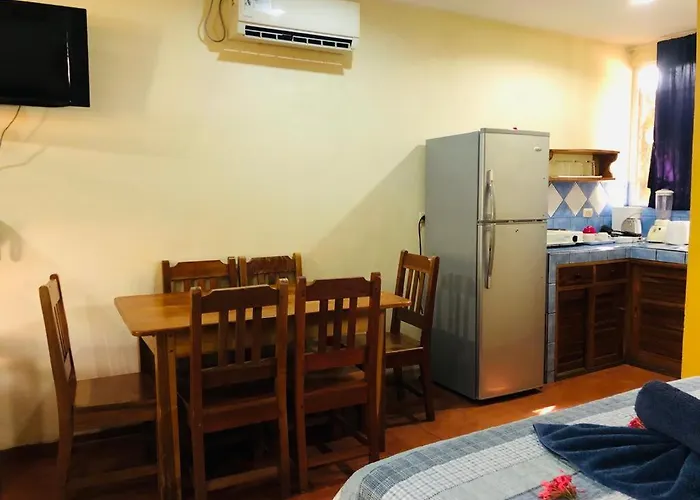 Isolina Hotel
