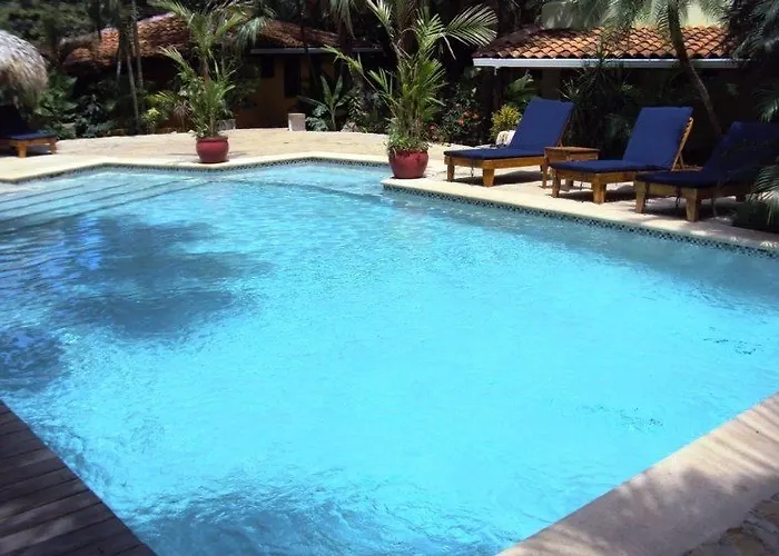 Isolina 3* Potrero (Guanacaste)